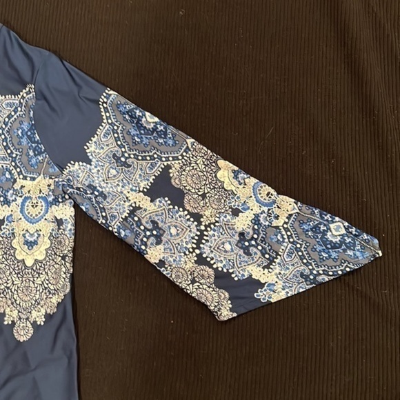 Roz & Ali Medallion Navy‎ Blue Tunic Size Large - Picture 2 of 5